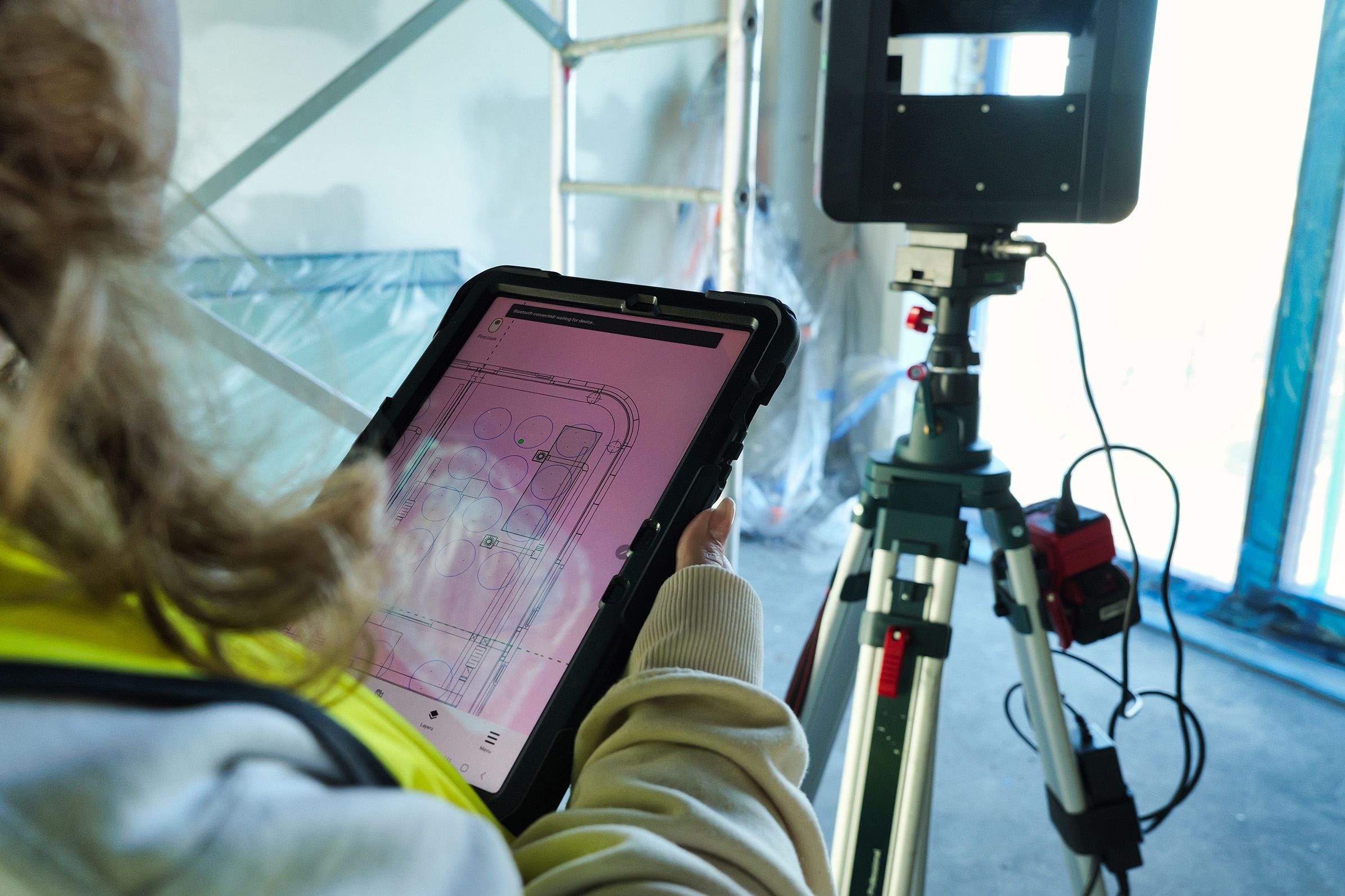 Laser-guided installation in a complex office project | Articles | Ecophon
